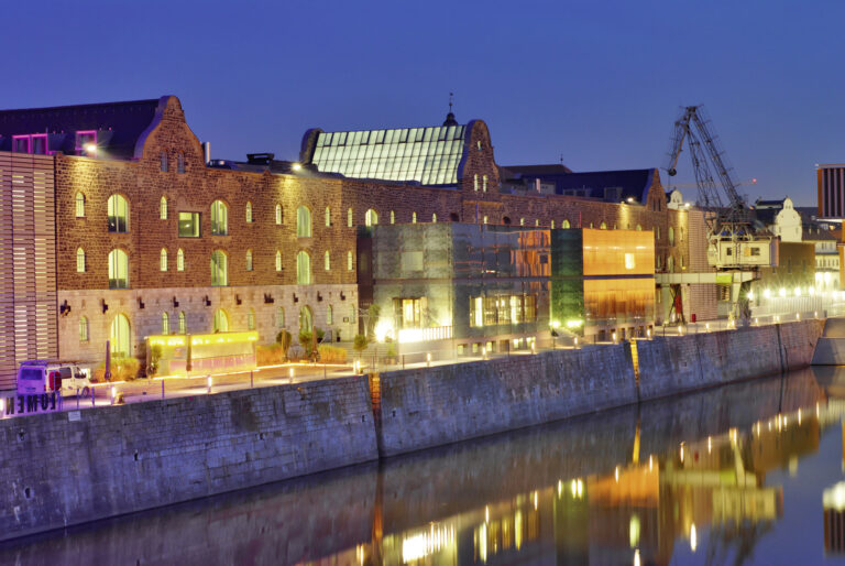 Der Kulturspeicher bei Nacht